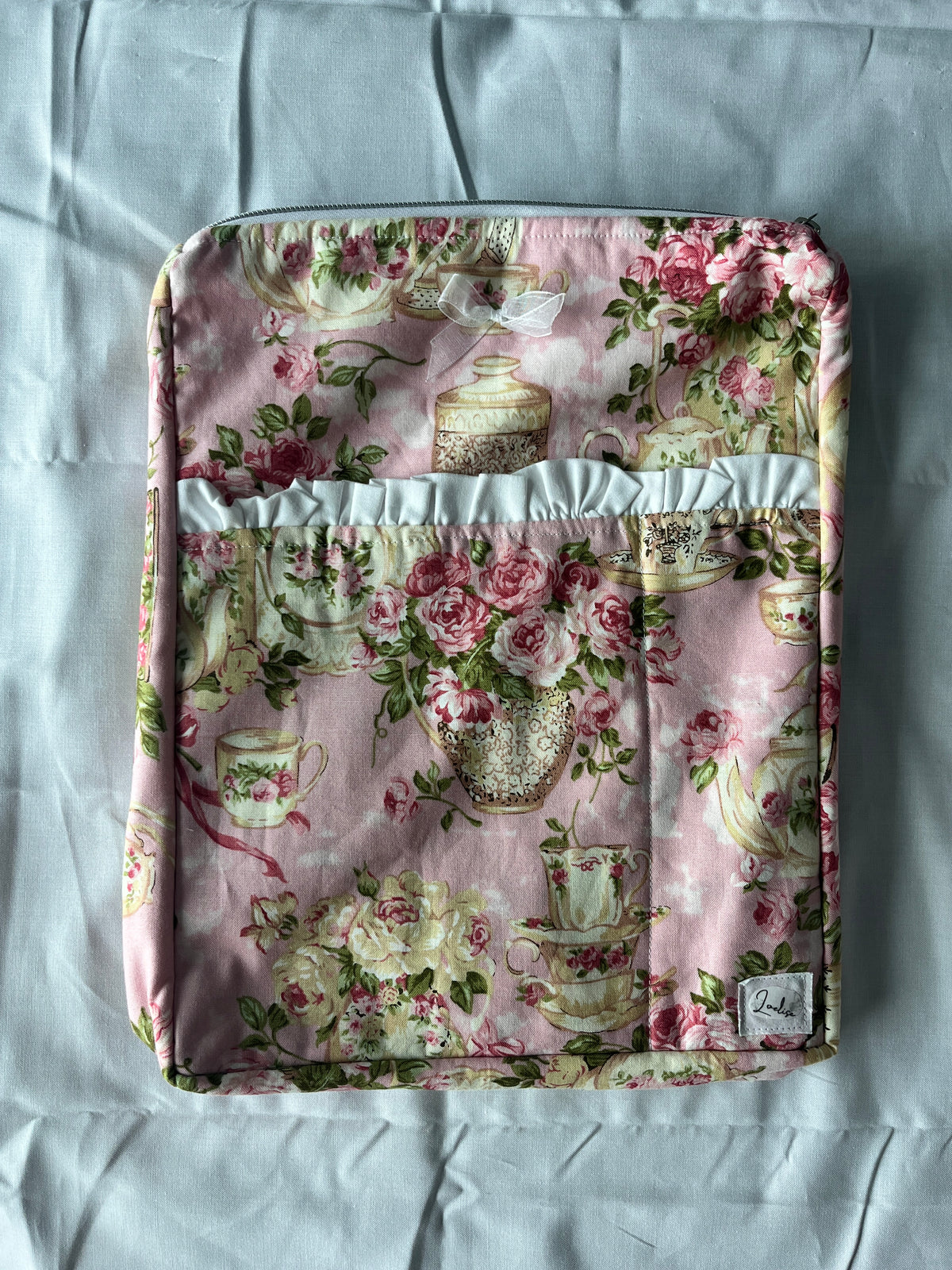 Ruffle Booksleeve